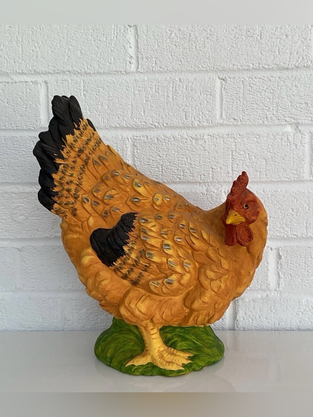 Vintage Ceramic Hen Chicken Figurine Statue Farmhouse Decor Made In Taiwan